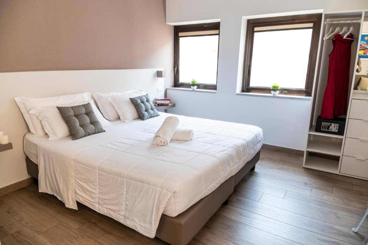 Ruggero Settimo - Room & Suite Palermo Exteriér fotografie